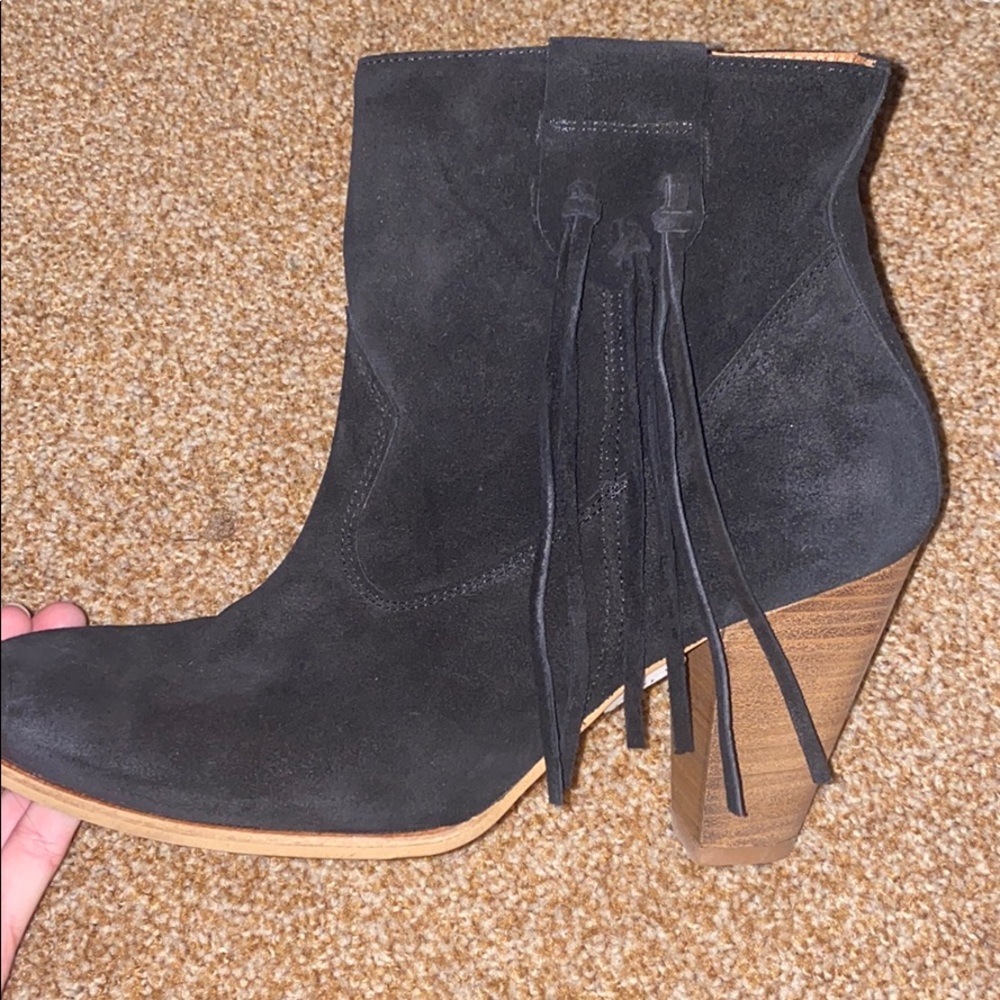 Howsty Booties - Picture 2 of 5